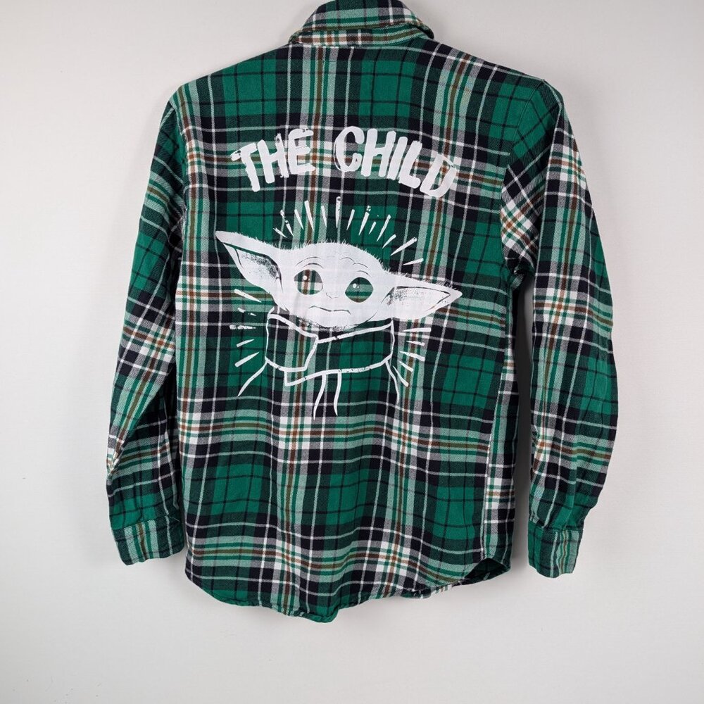 Disney x Cakeworthy Star Wars Mandalorian The Child Flannel - Large